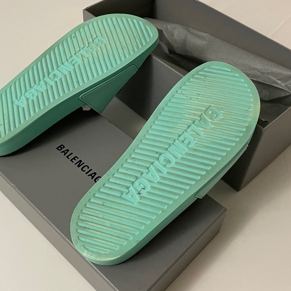 BALENCIAGA LOGO WOMEN POOL SLIDE MINT 42EU/12US - Picture 5 of 9
